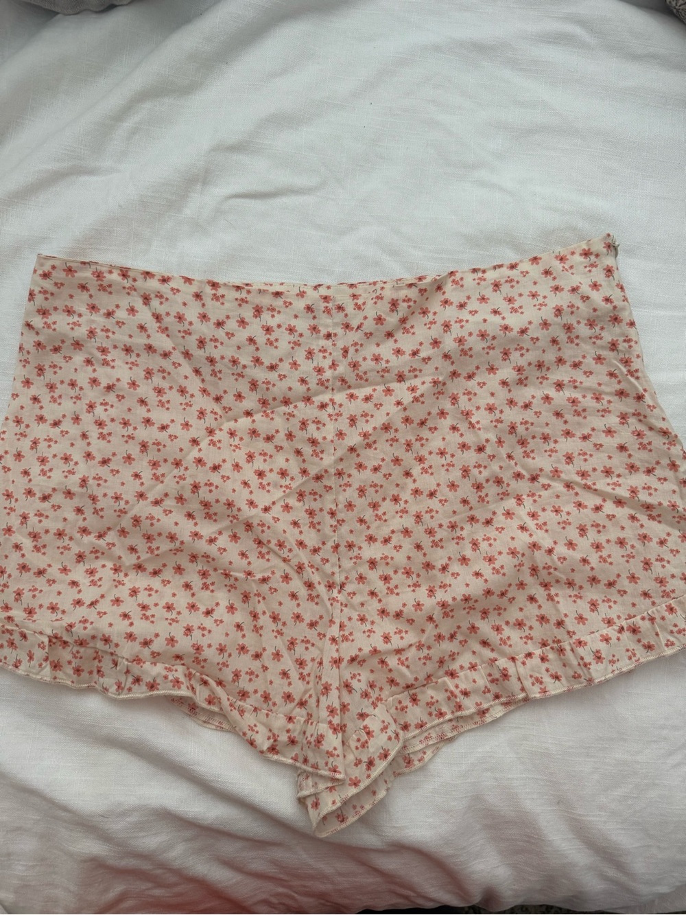 SKY & SPARROW - Floral Cream High-Waist Shorts with Pink Print